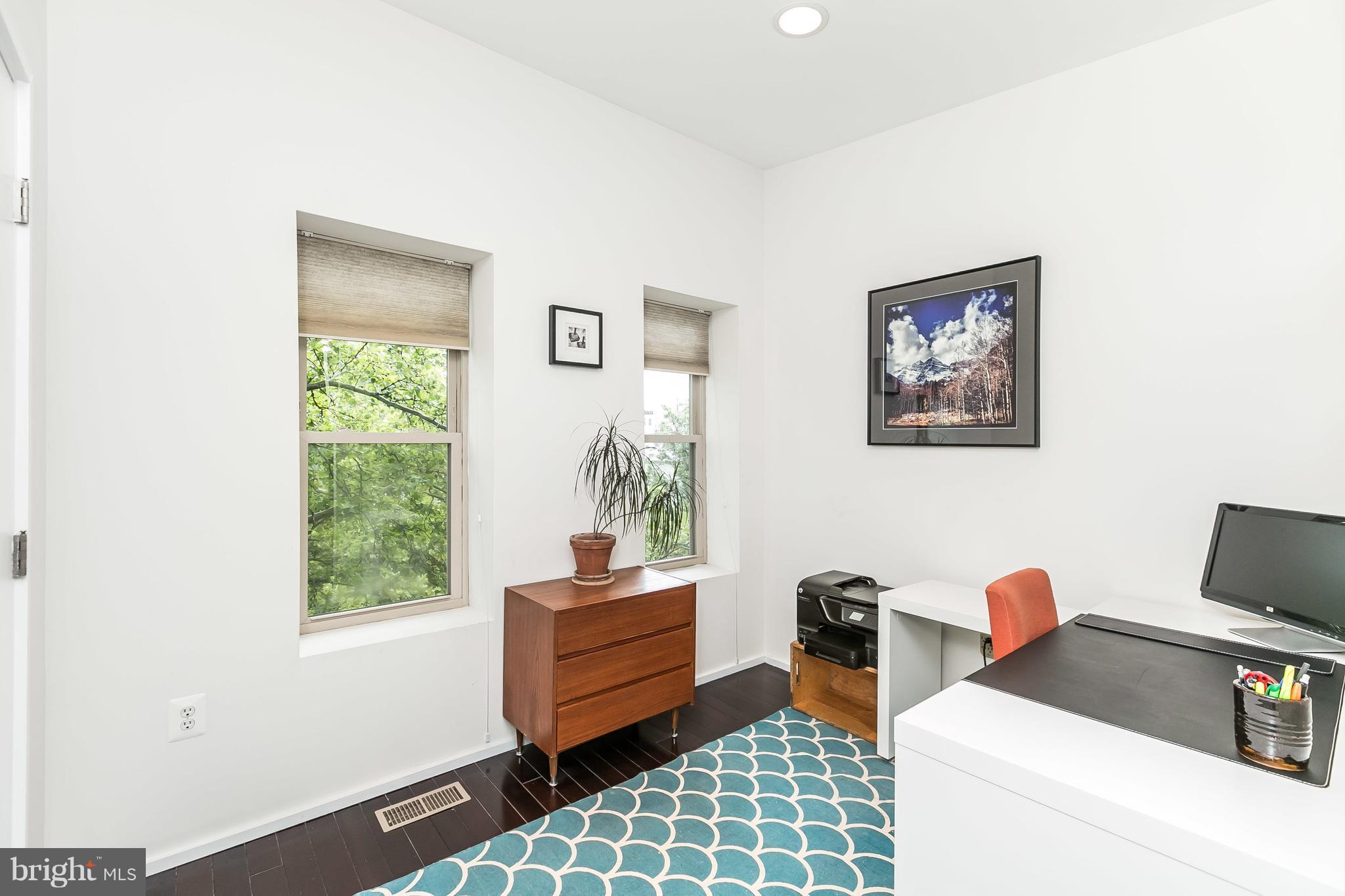 BUTCHER'S HILL - Residential