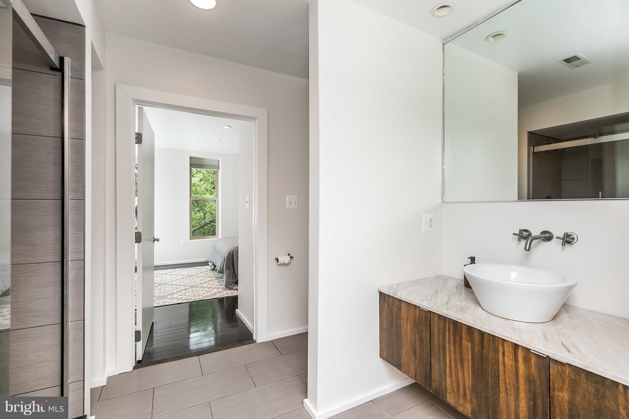 BUTCHER'S HILL - Residential