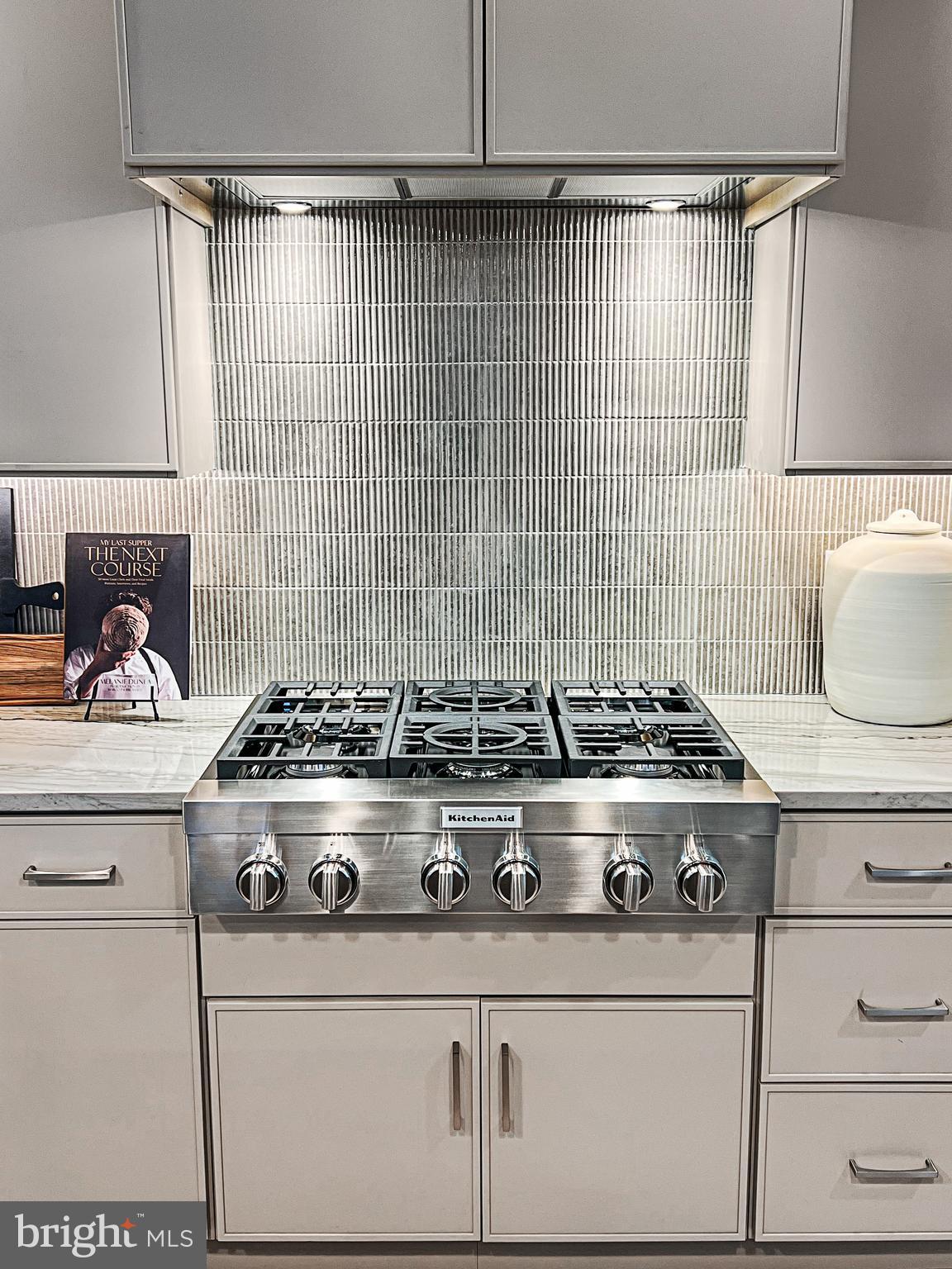 HEATHERFIELD - Residential