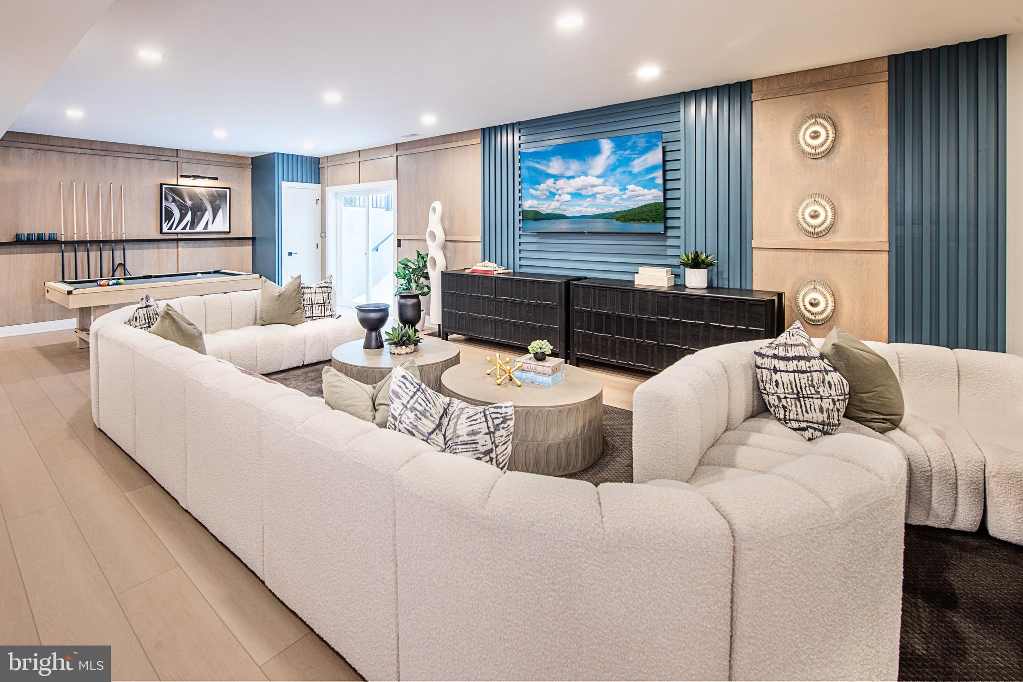 HEATHERFIELD - Residential