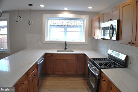 Tiny photo for 125 E Avon Road, BROOKHAVEN, PA 19015 (MLS # PADE2109702)
