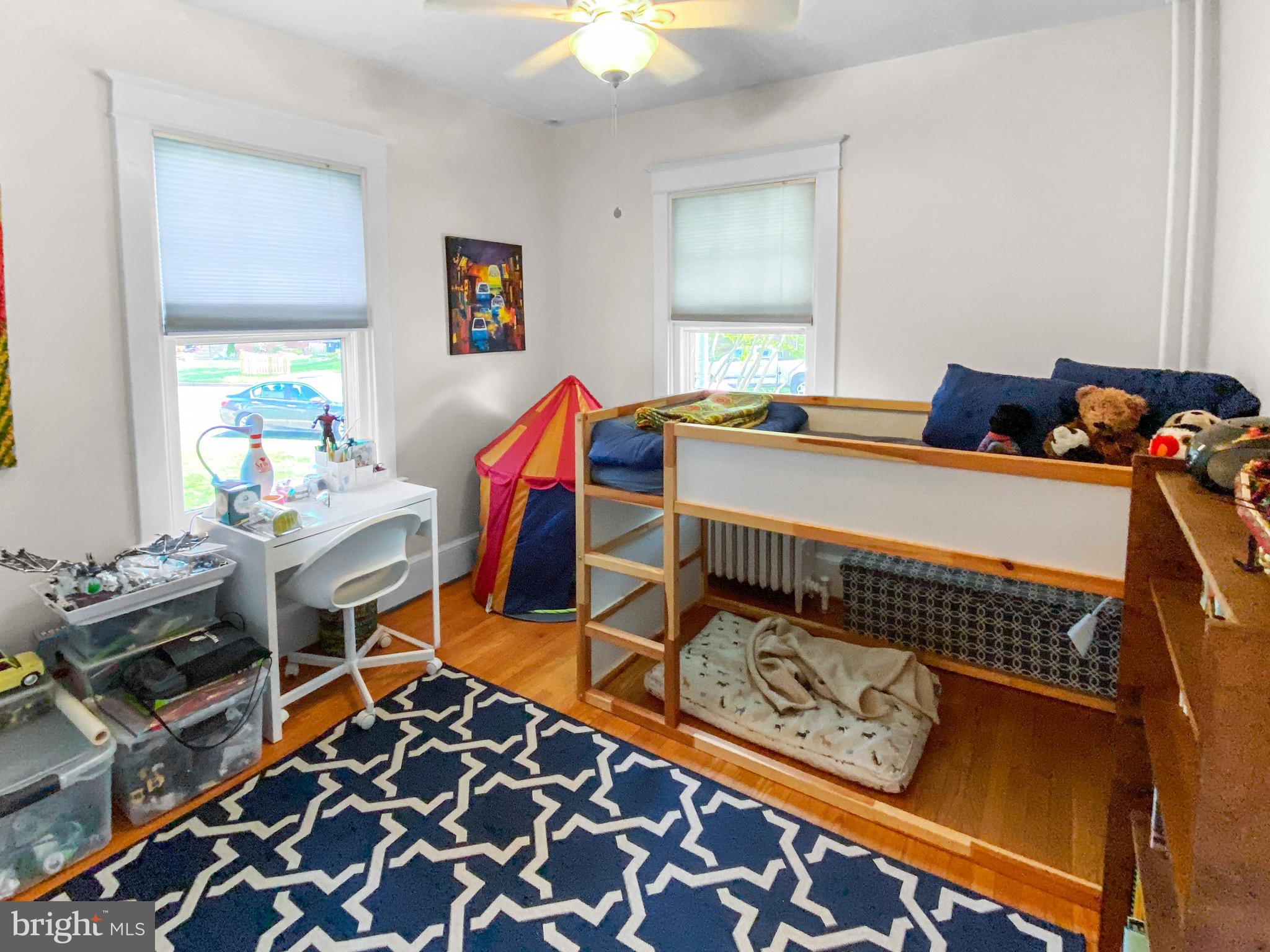 LYON PARK - Residential Lease