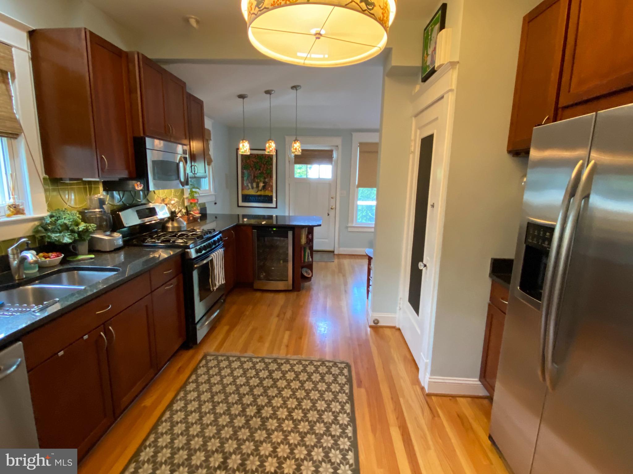 LYON PARK - Residential Lease