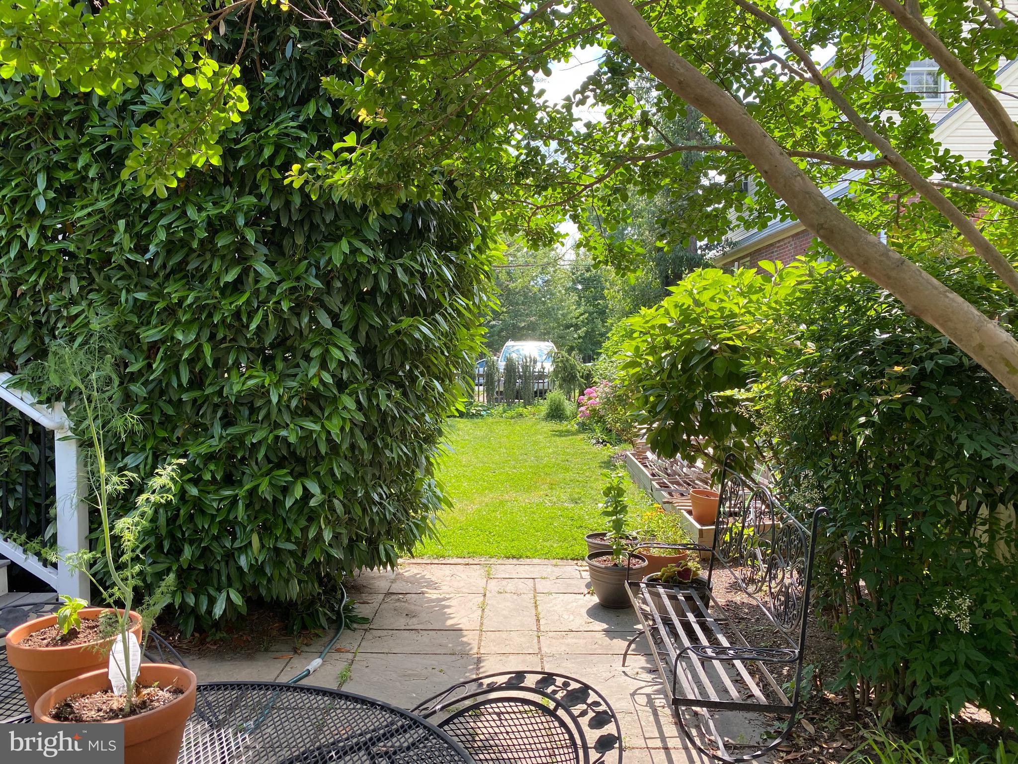 LYON PARK - Residential Lease