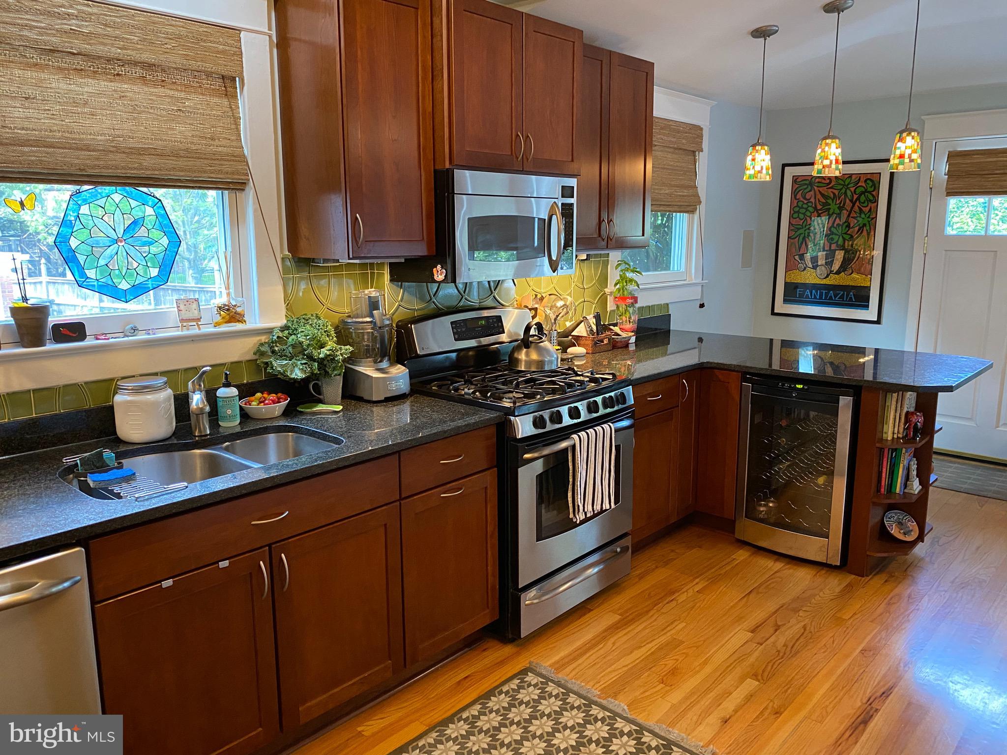 LYON PARK - Residential Lease