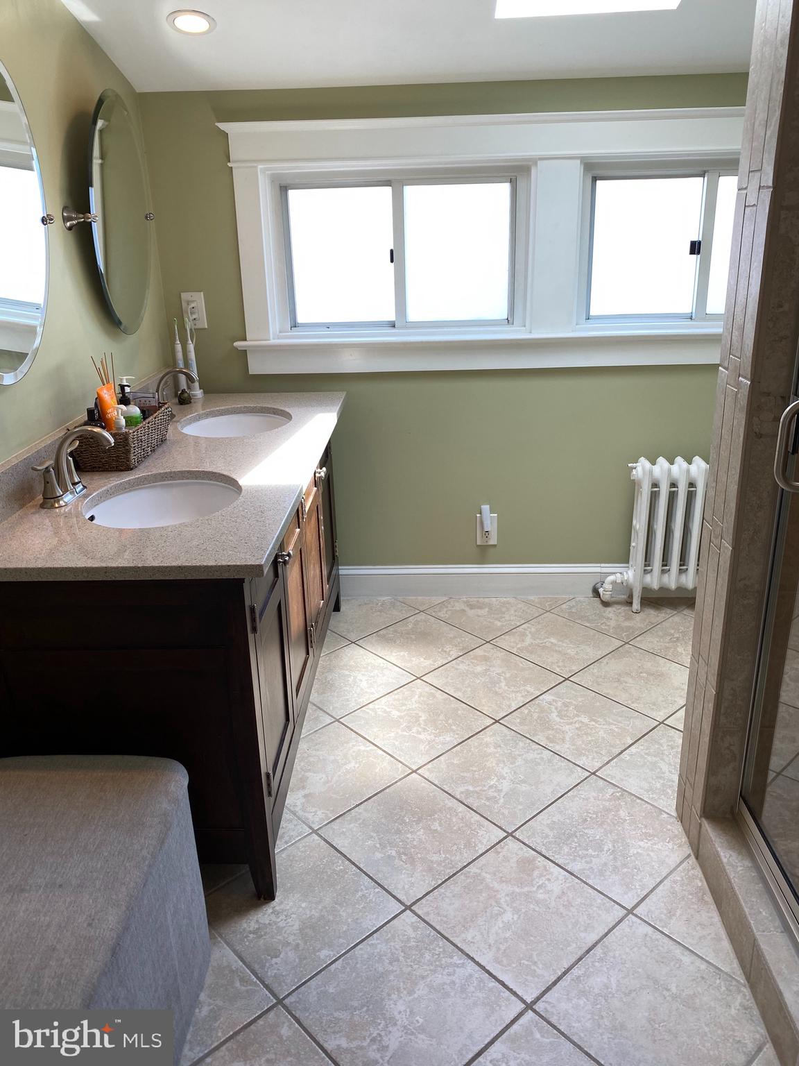 LYON PARK - Residential Lease