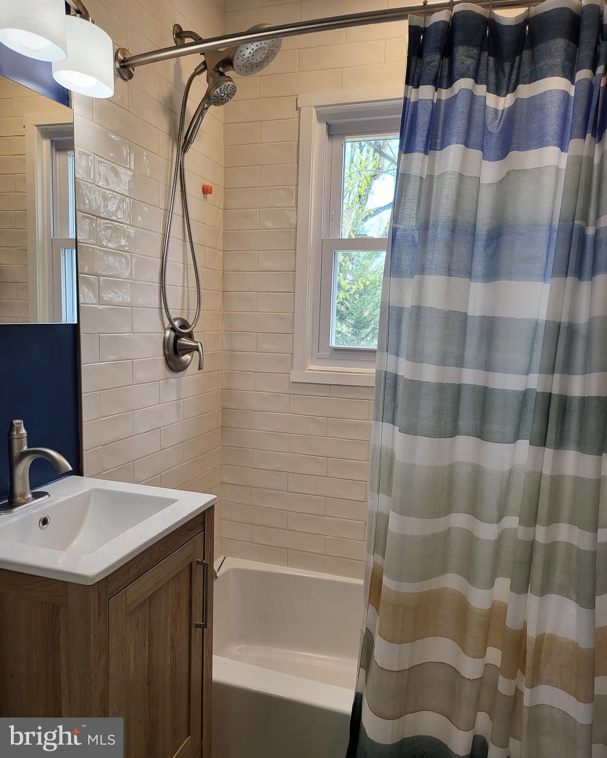 TAYLOR RUN - Residential Lease