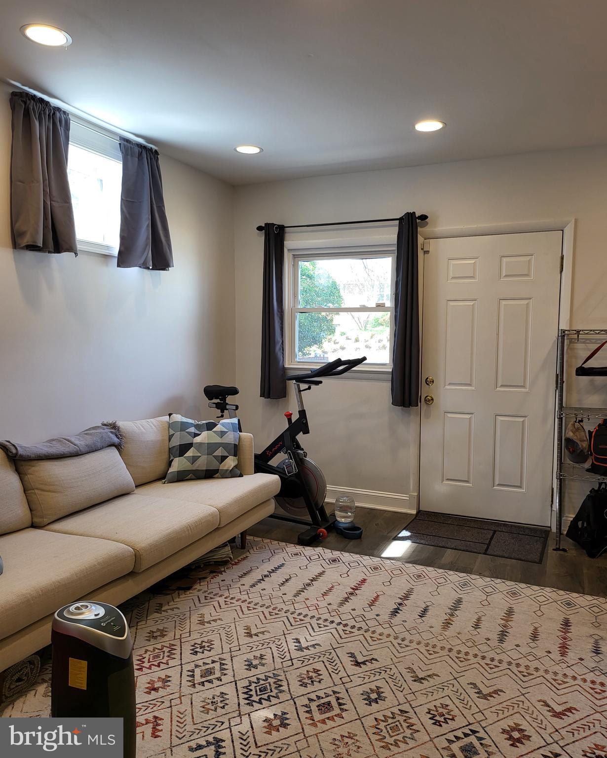 TAYLOR RUN - Residential Lease