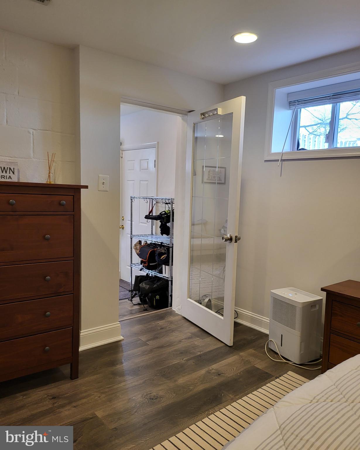 TAYLOR RUN - Residential Lease