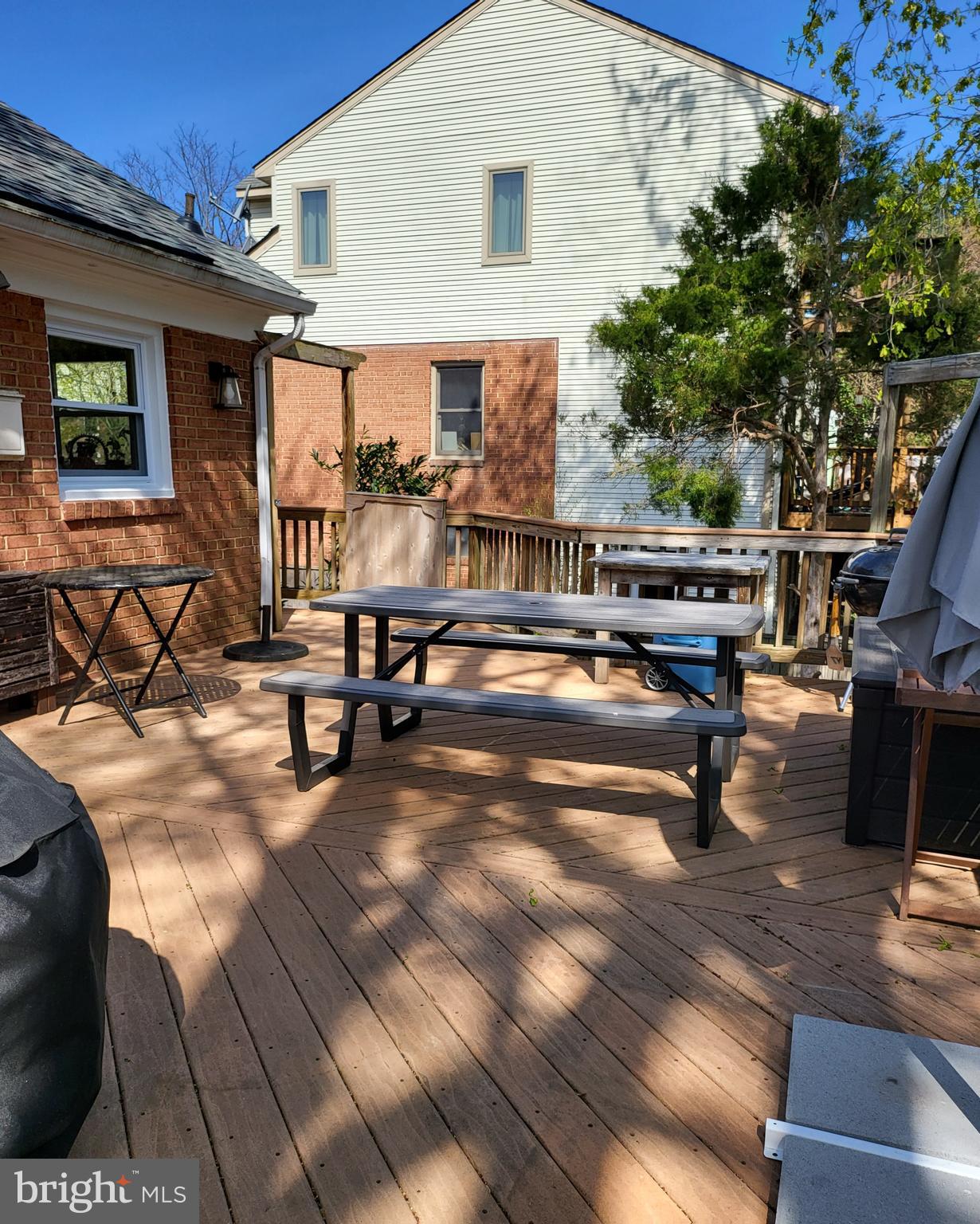 TAYLOR RUN - Residential Lease