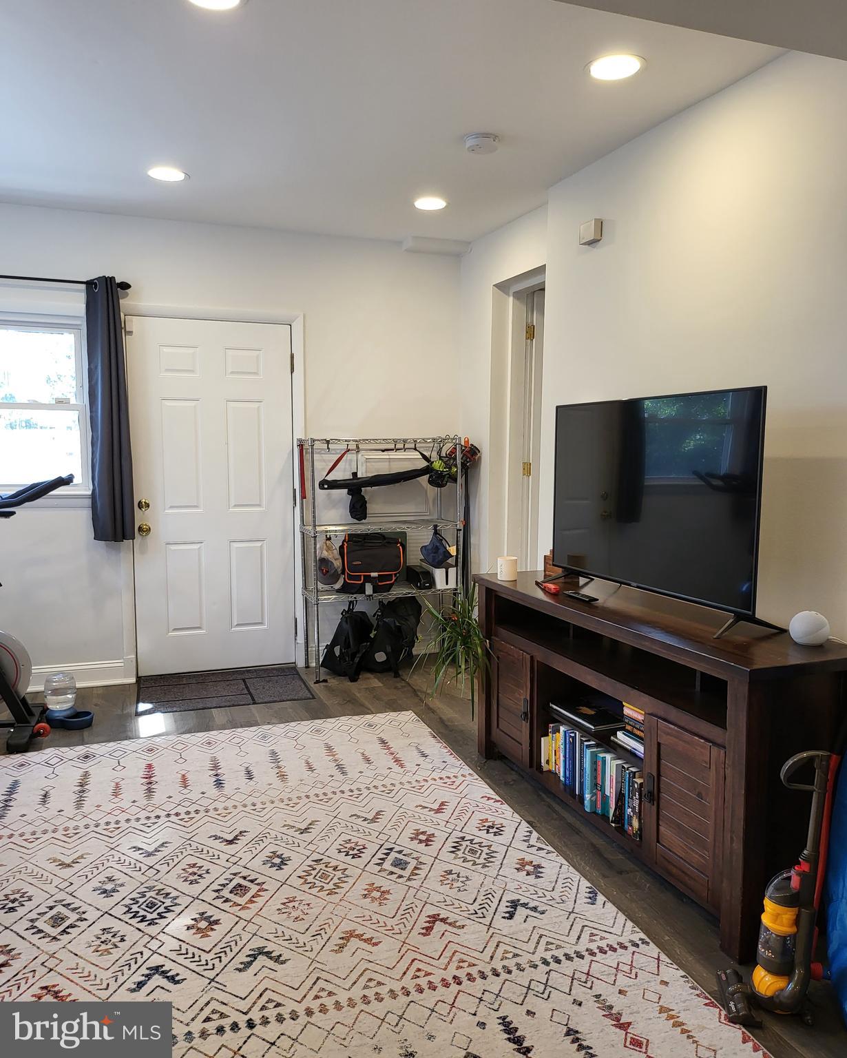 TAYLOR RUN - Residential Lease