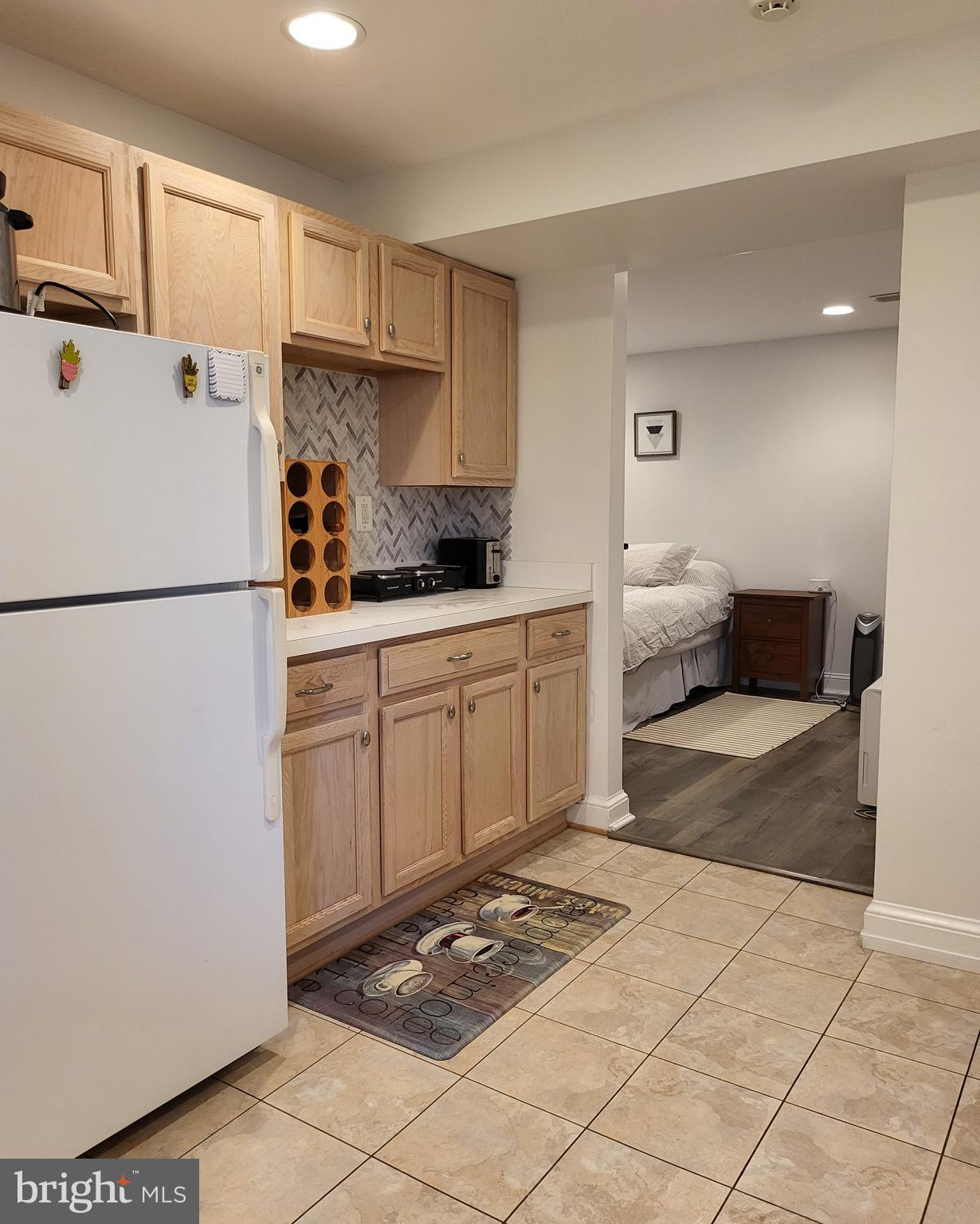 TAYLOR RUN - Residential Lease