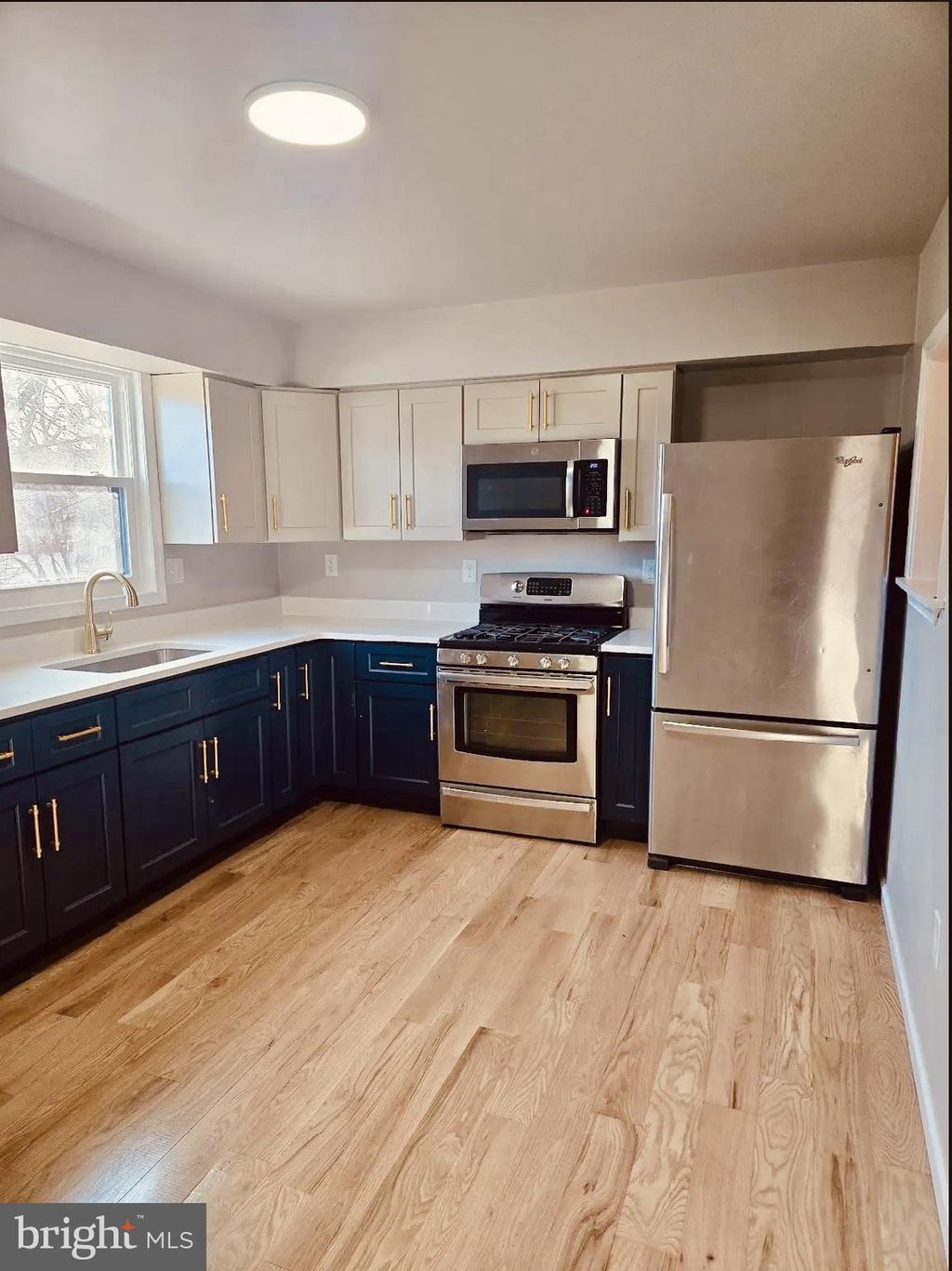 Photo of 580 Walnut Street, POTTSTOWN, PA 19464 (MLS # PAMC2165758)