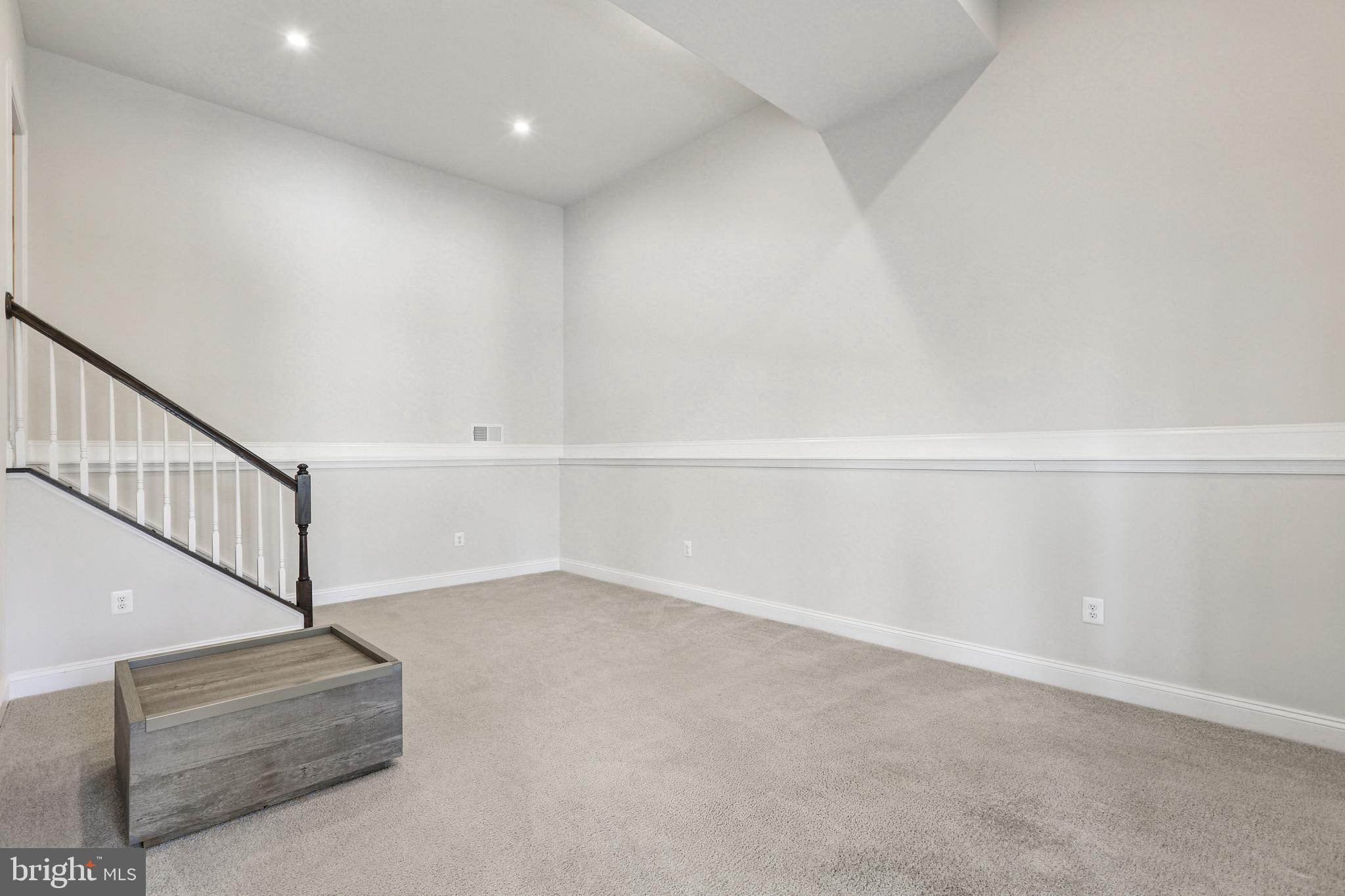 MAGNESS MILL - Residential