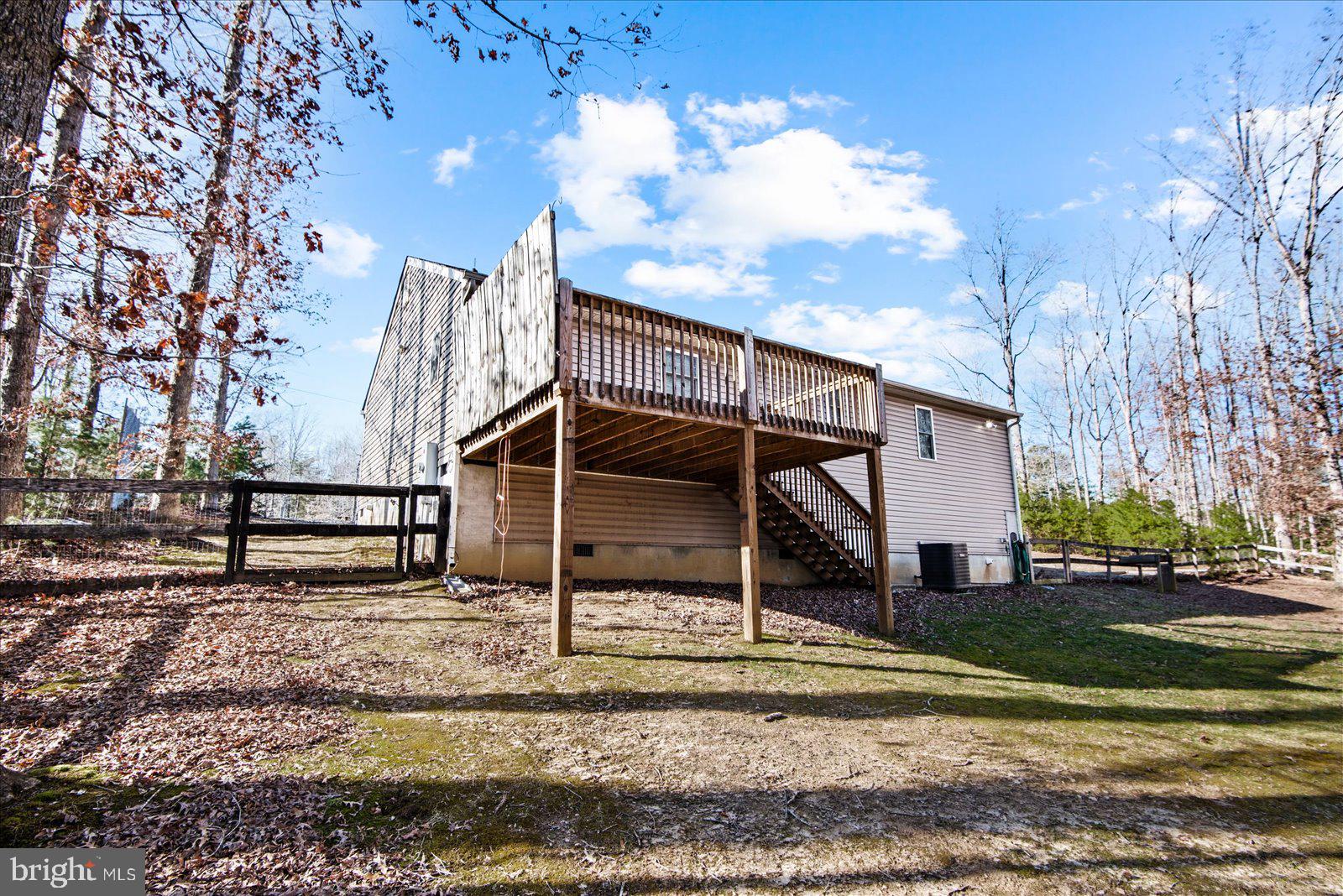 WINDING RIDGE - Residential