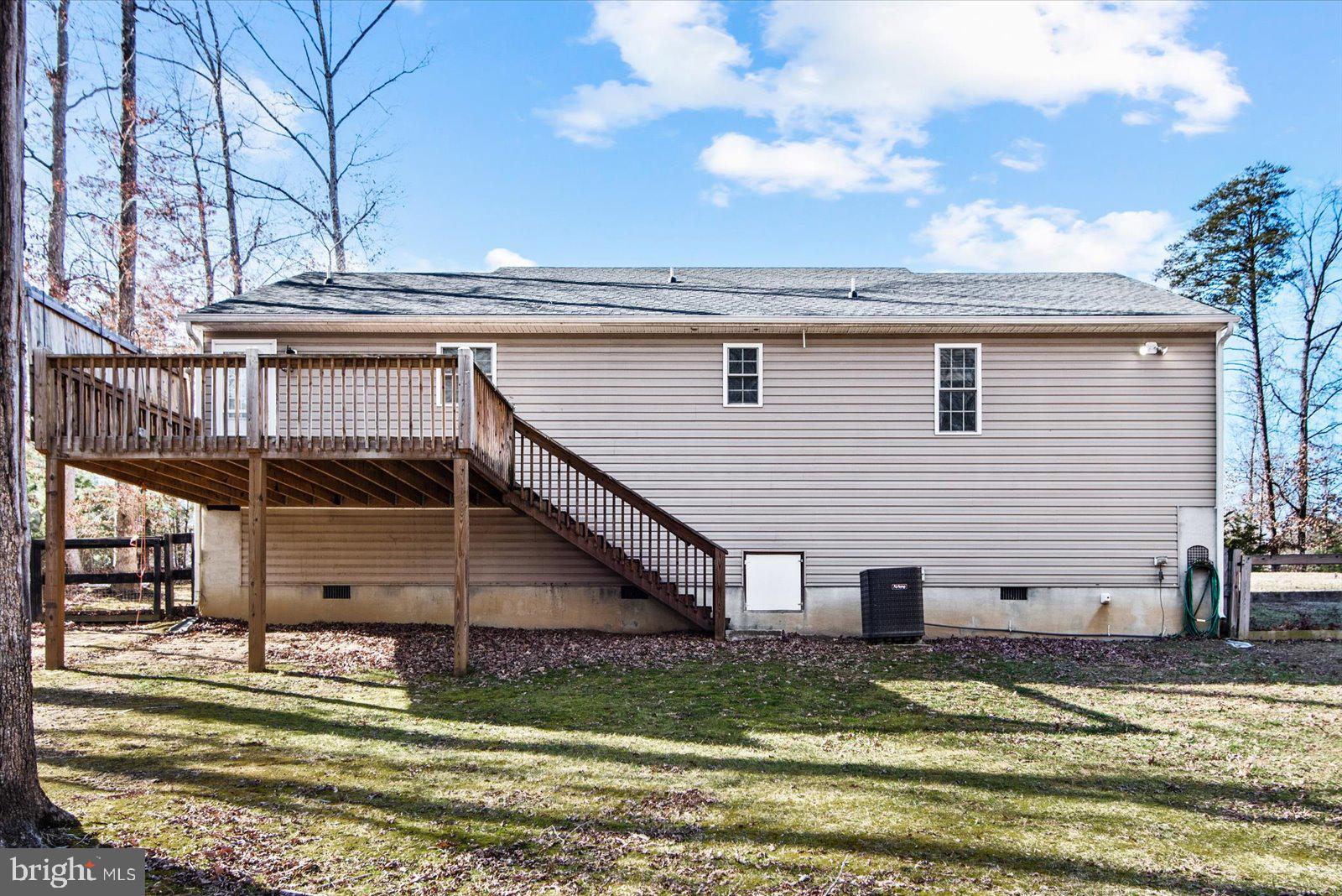 WINDING RIDGE - Residential