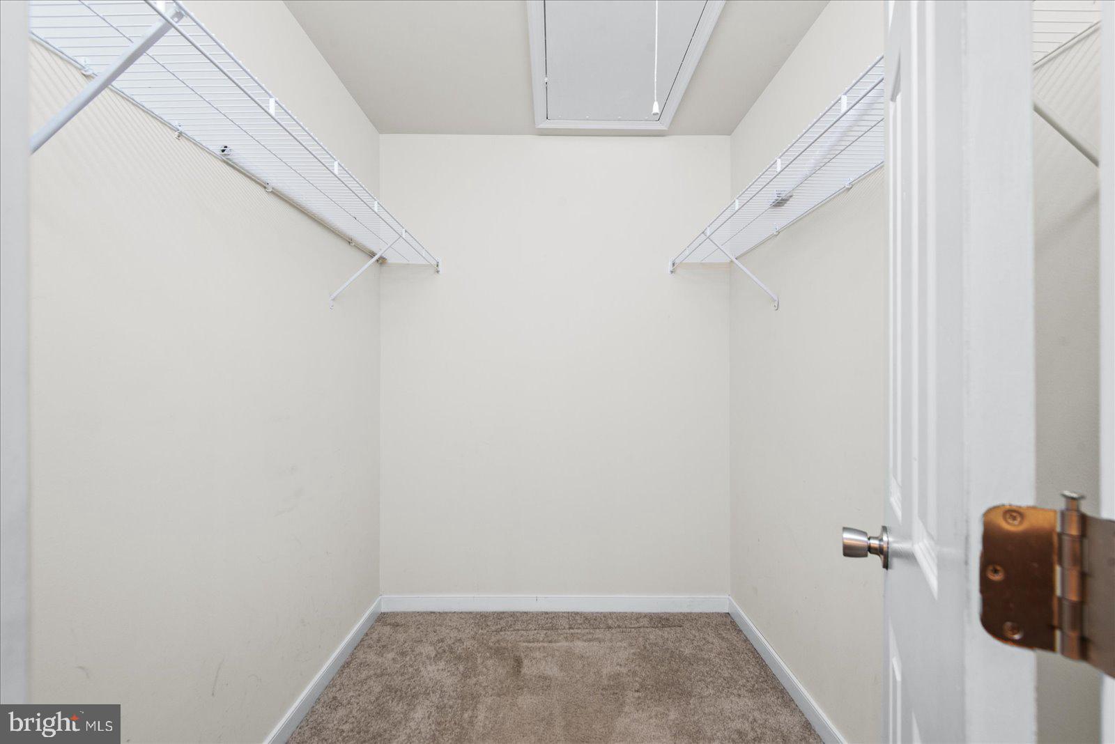 WINDING RIDGE - Residential