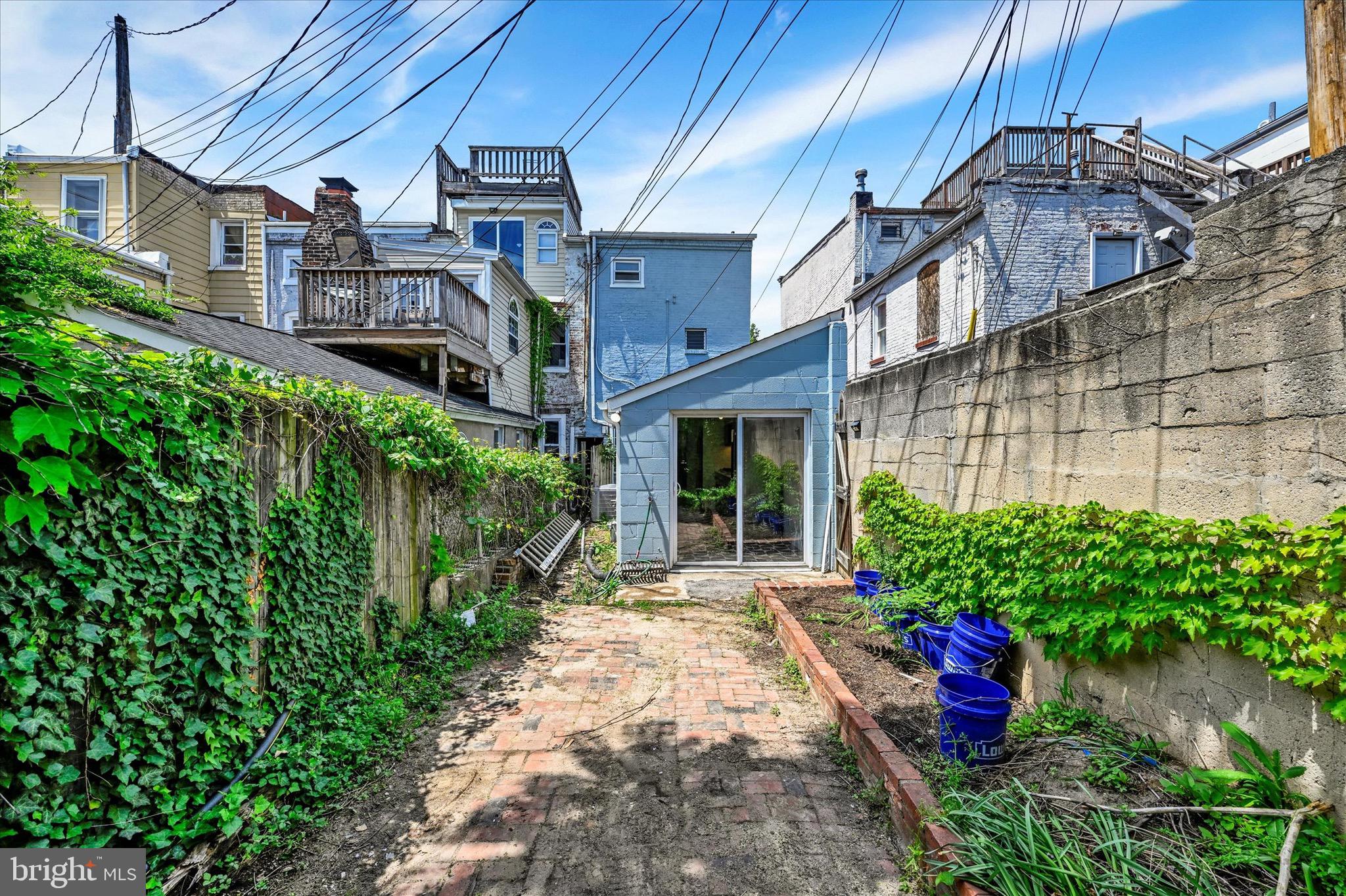 FELLS POINT HISTORIC DISTRICT - Residential Lease