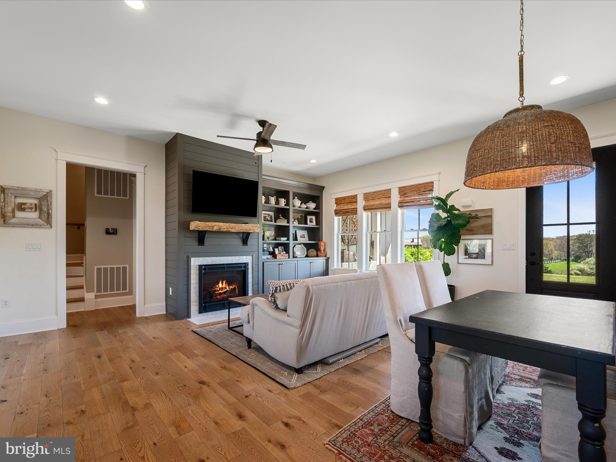 PINE HILL GOLF CLUB - Residential