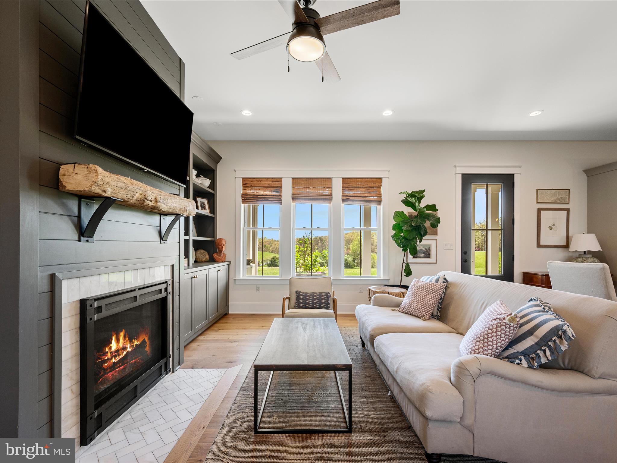 PINE HILL GOLF CLUB - Residential