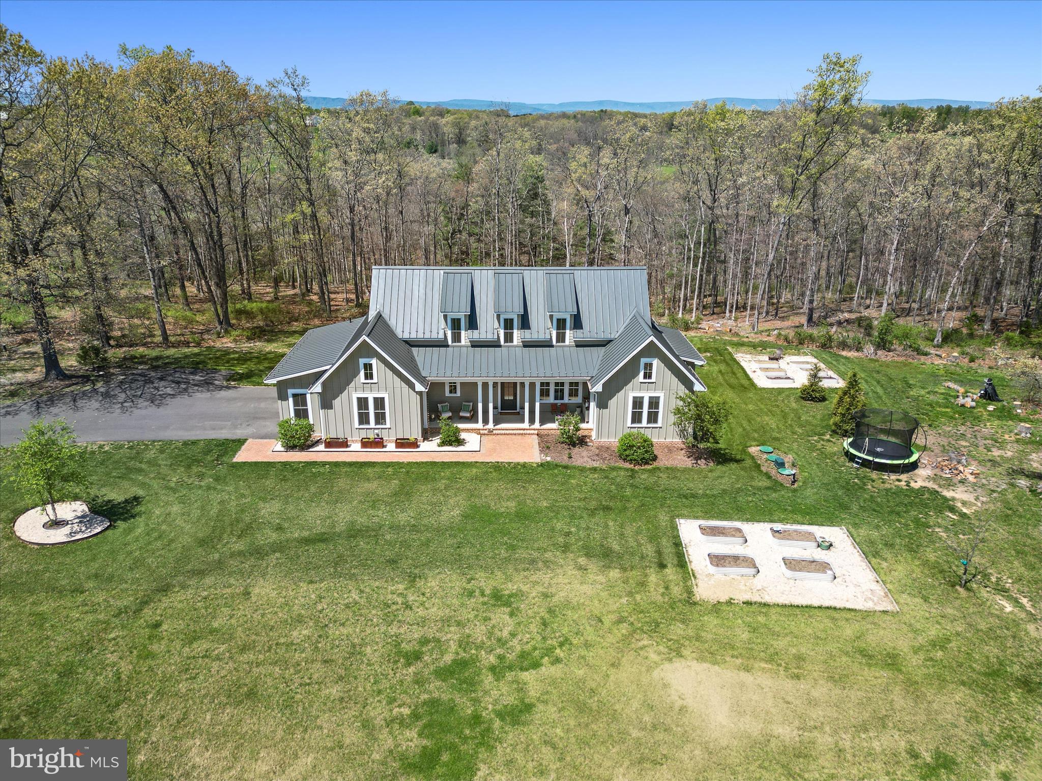 PINE HILL GOLF CLUB - Residential