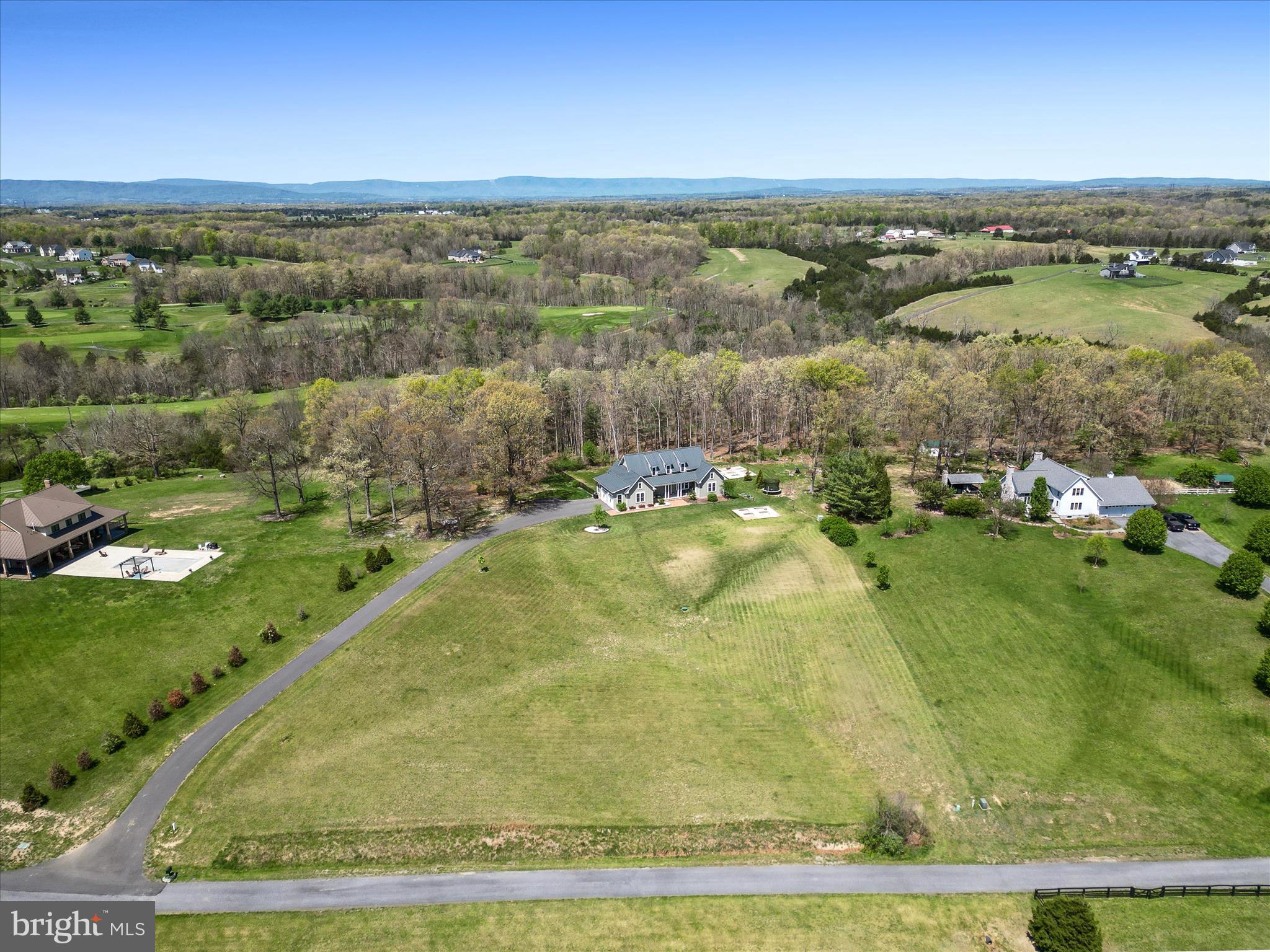 PINE HILL GOLF CLUB - Residential