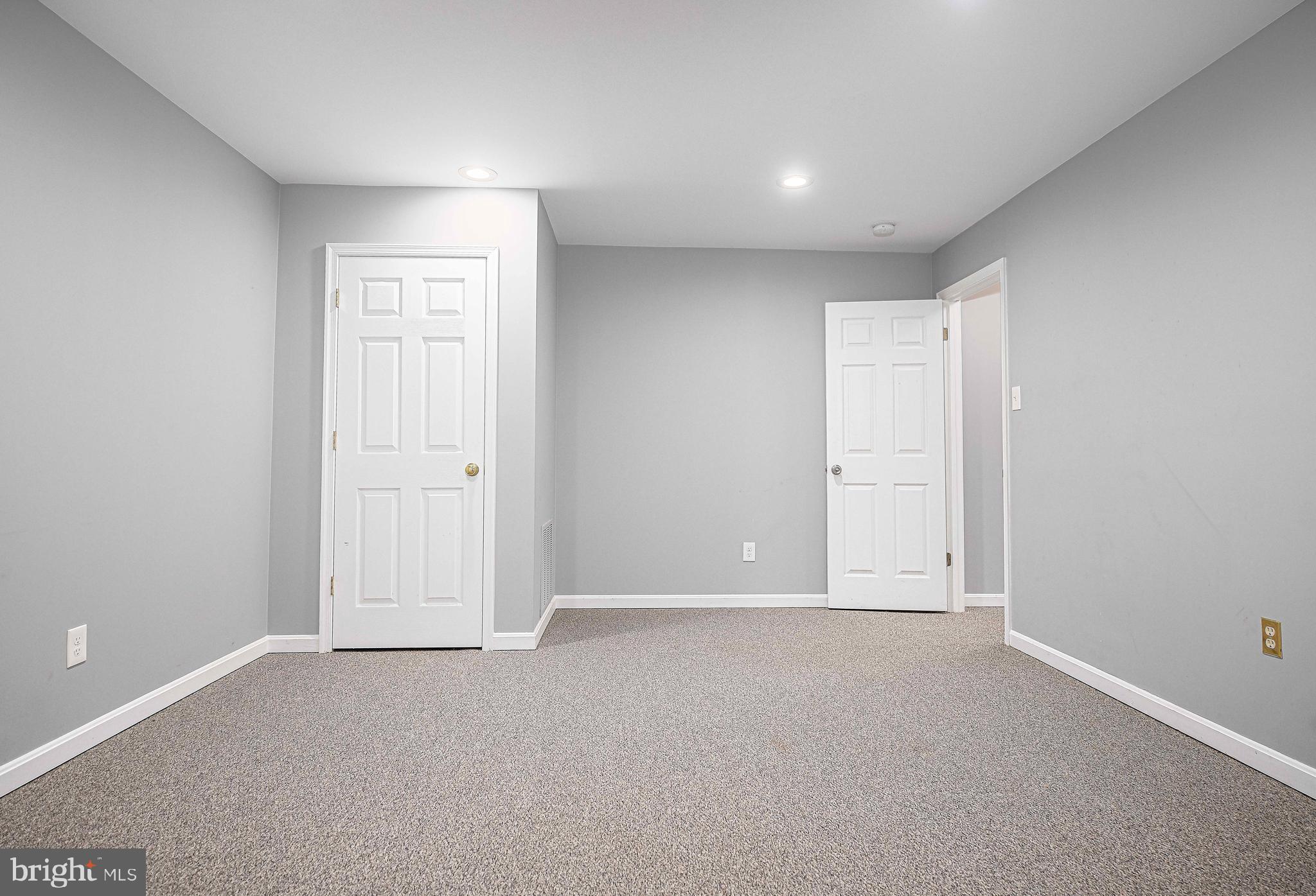 GREENSPRING VALLEY - Residential