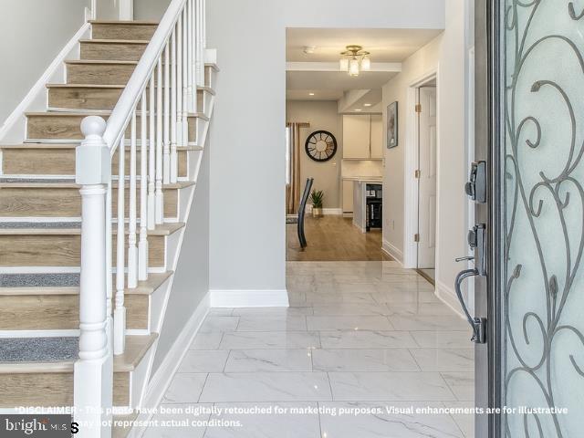 909 N BURGHLEY AVENUE