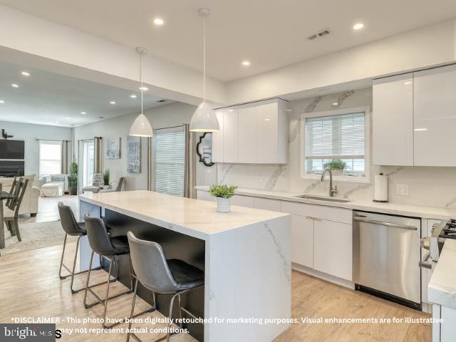 909 N BURGHLEY AVENUE