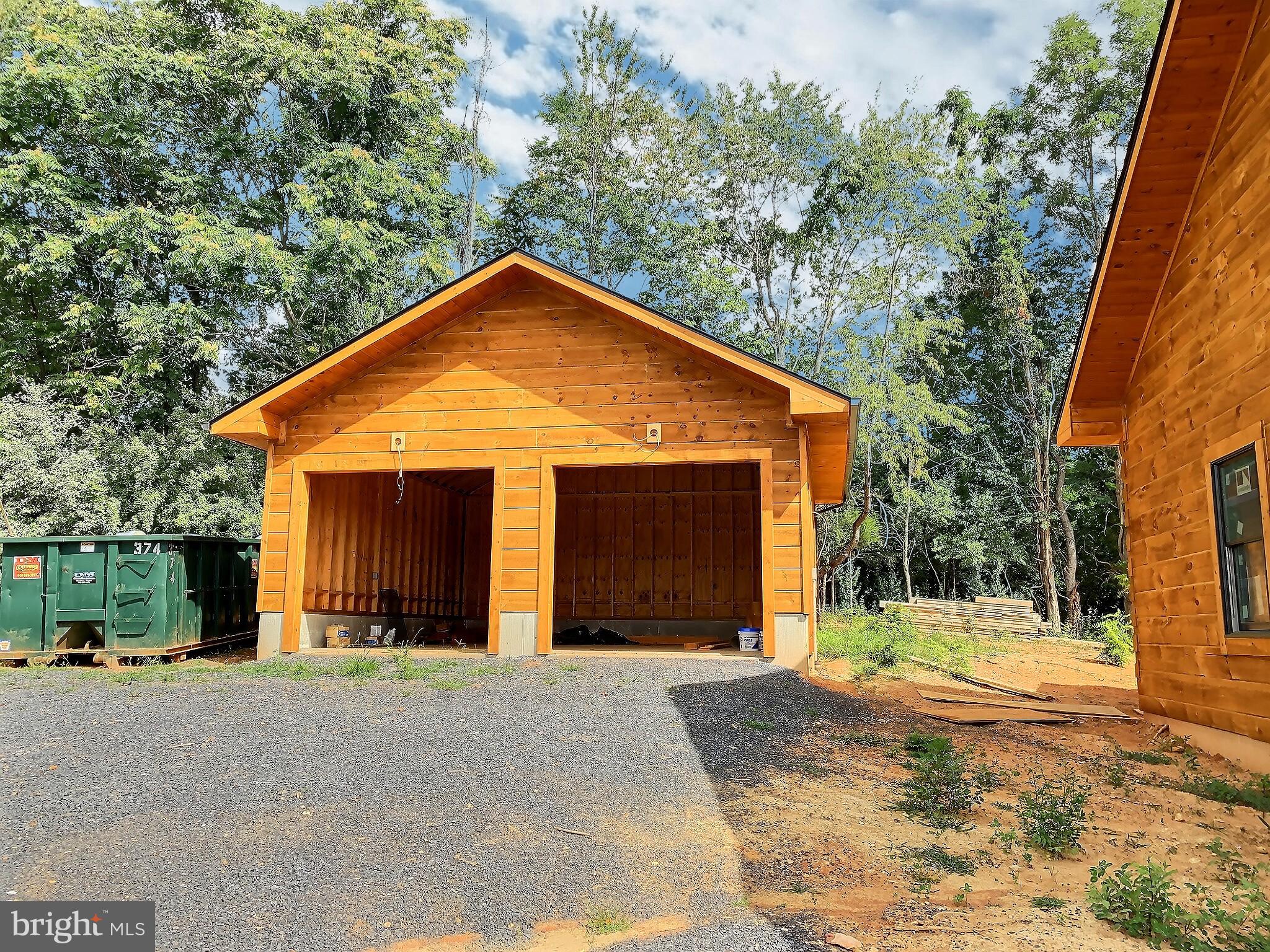 FAIRVIEW - Residential