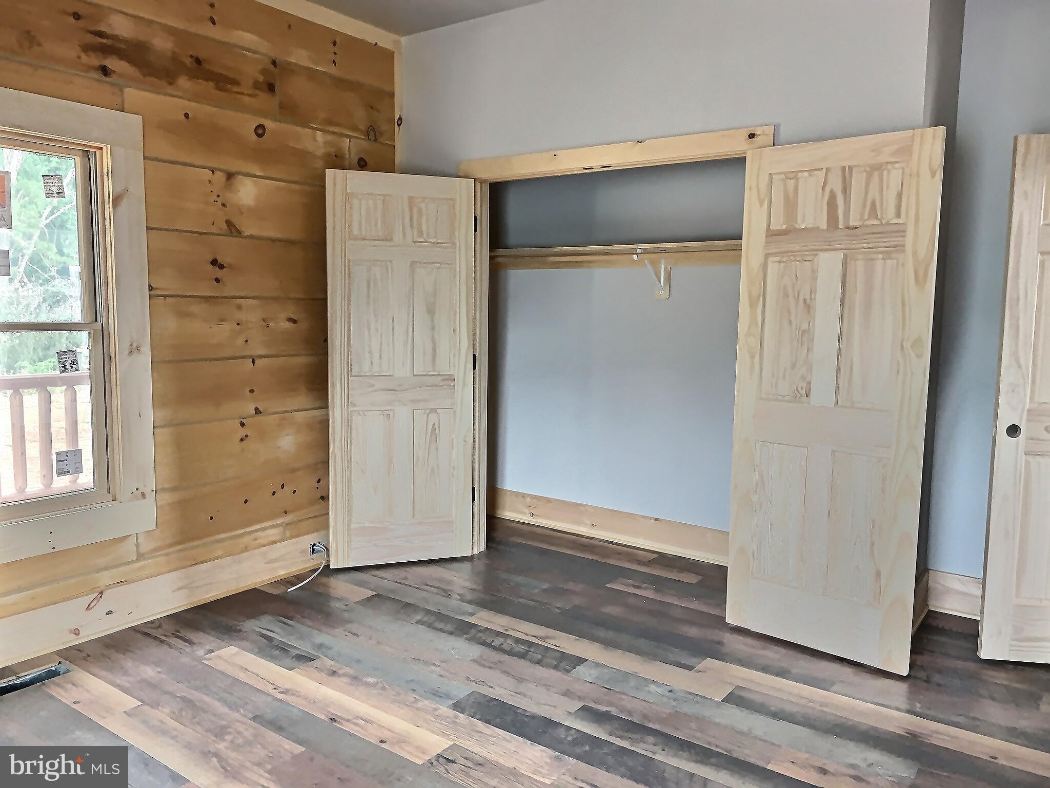 FAIRVIEW - Residential