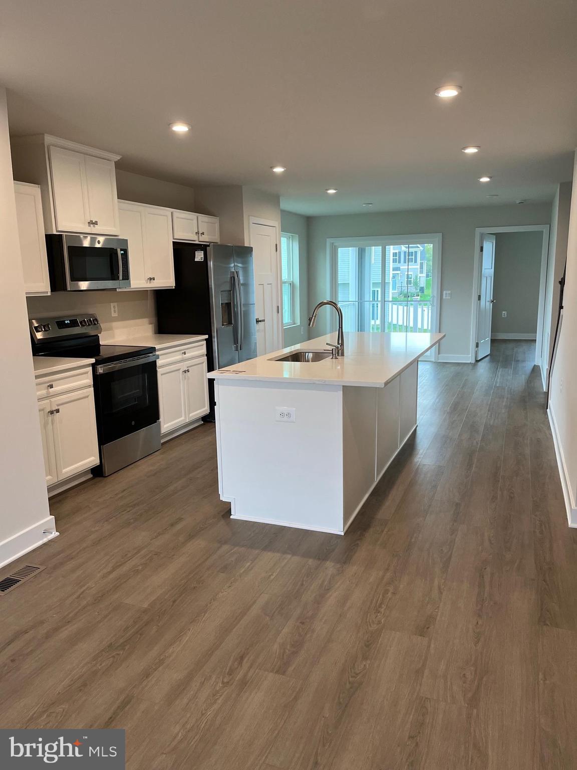 ARCADIA NORTH - Residential Lease