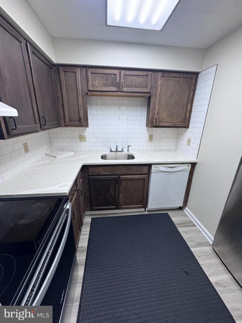 Condo For Rent - 2049 Lucas Lane<br/> VOORHEES, NJ 08043