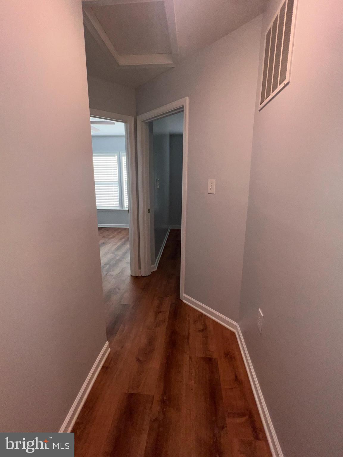 COUNTY GREEN - Residential Lease