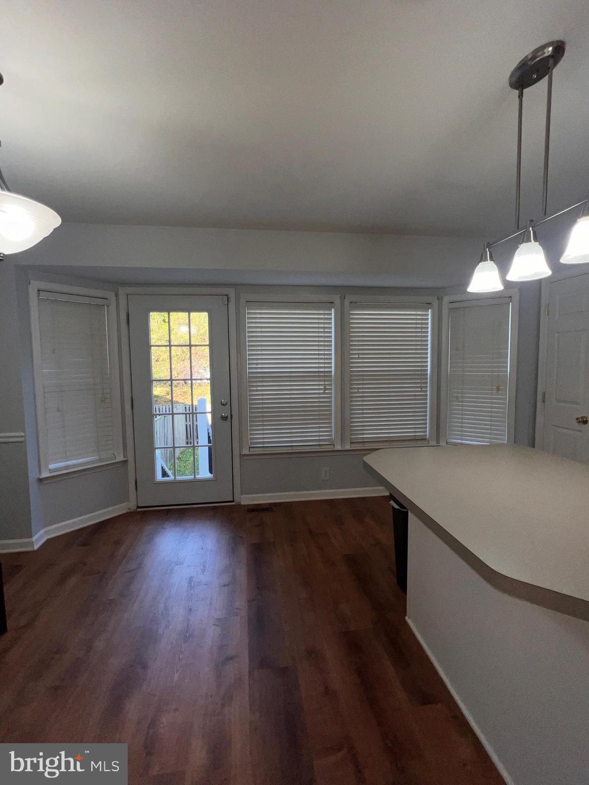 COUNTY GREEN - Residential Lease