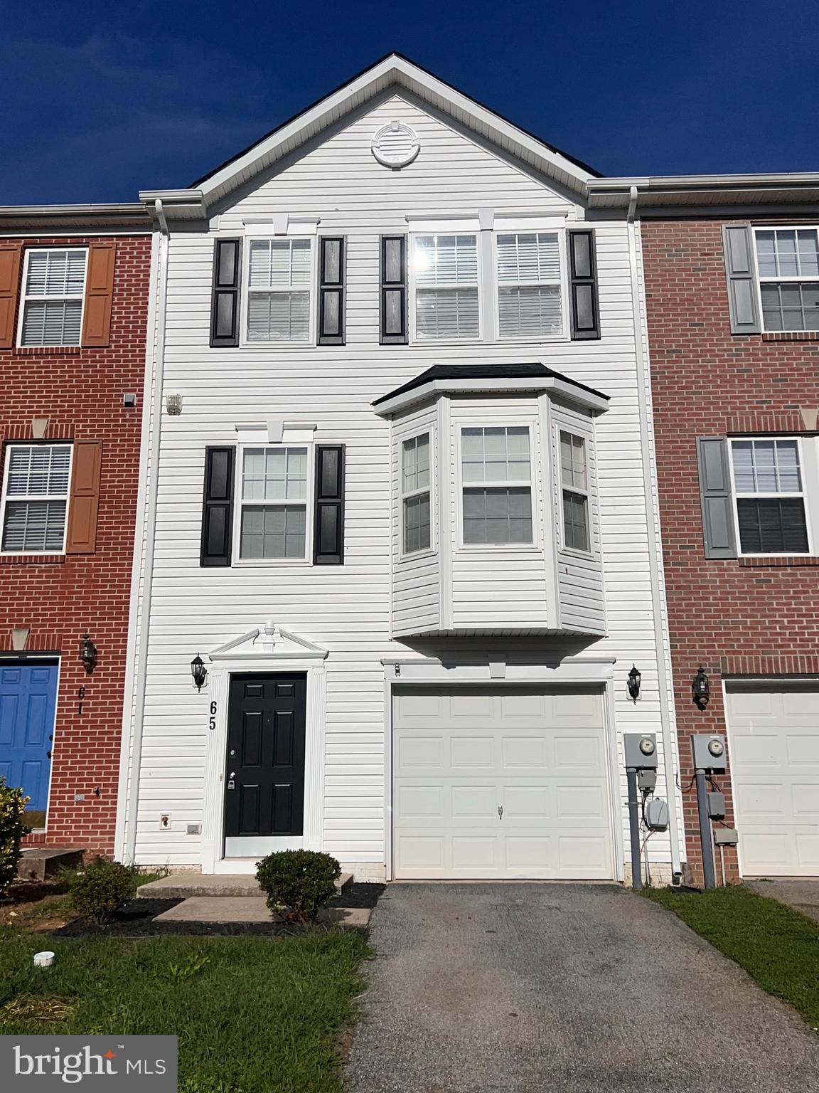 COUNTY GREEN - Residential Lease