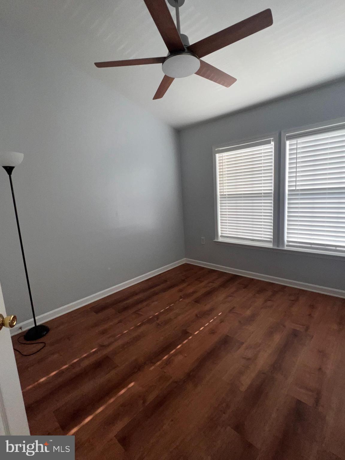 COUNTY GREEN - Residential Lease