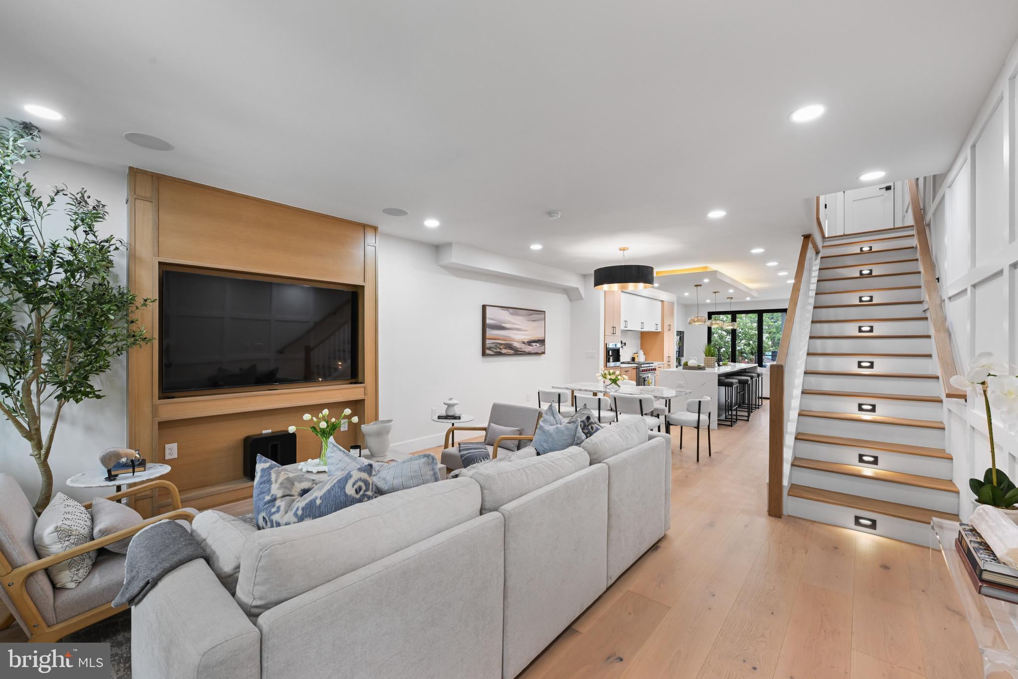 515 KENTUCKY AVENUE SE