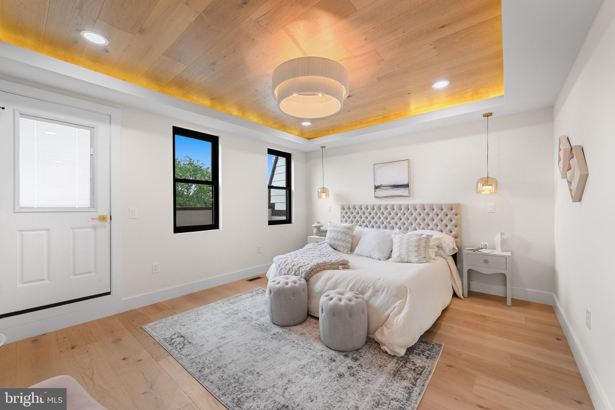 CAPITOL HILL EAST - Residential