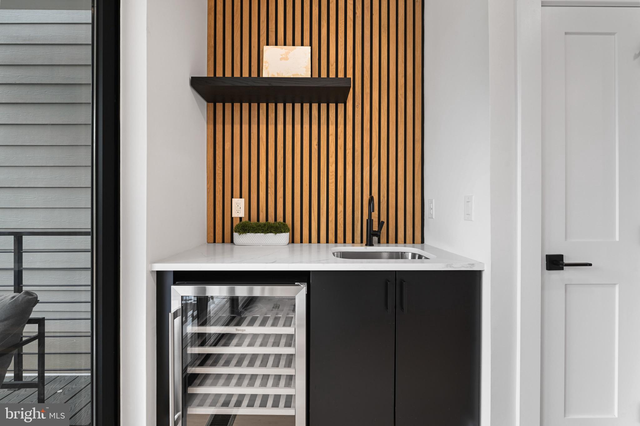 CAPITOL HILL EAST - Residential