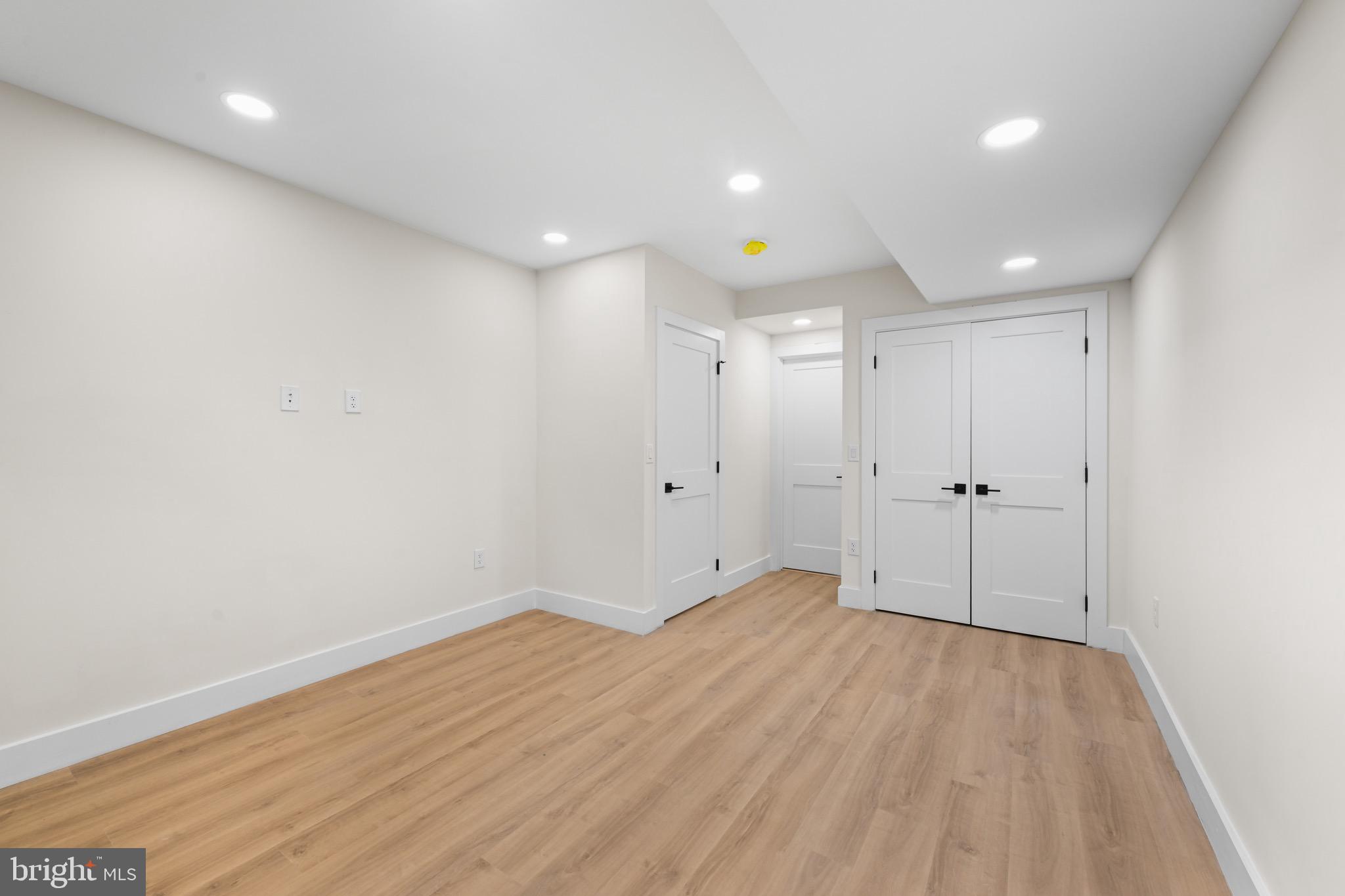 CAPITOL HILL EAST - Residential