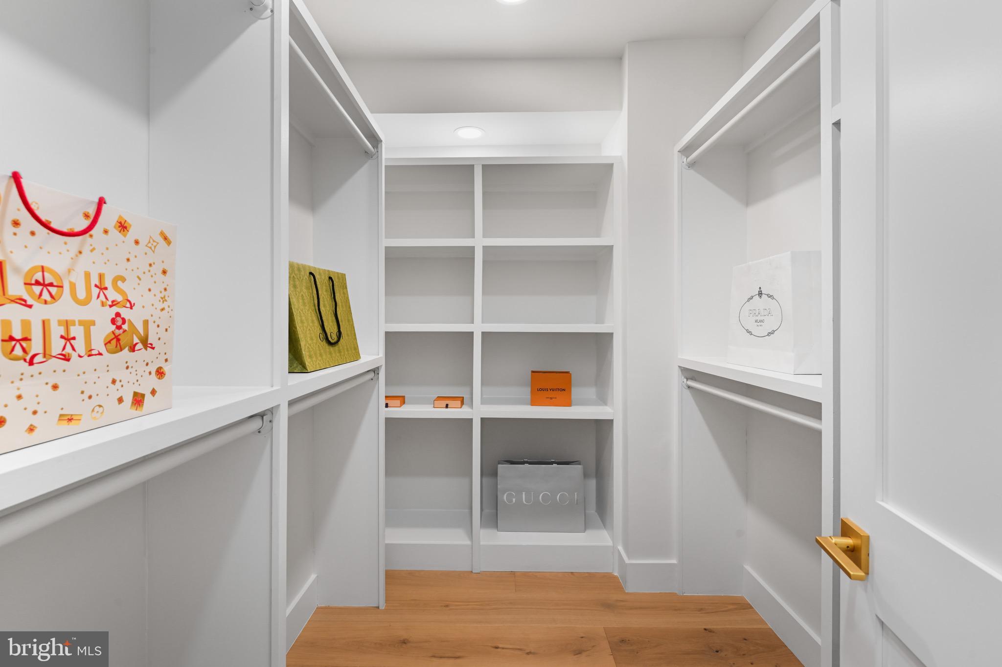 CAPITOL HILL EAST - Residential