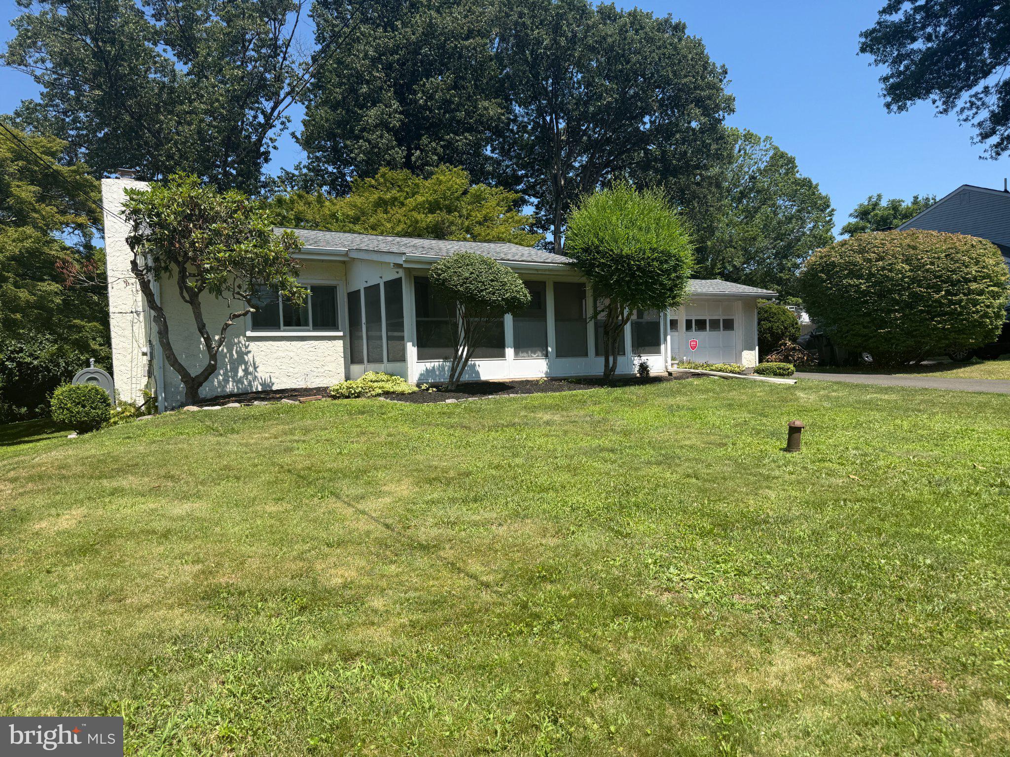83 N TAMENEND AVENUE
