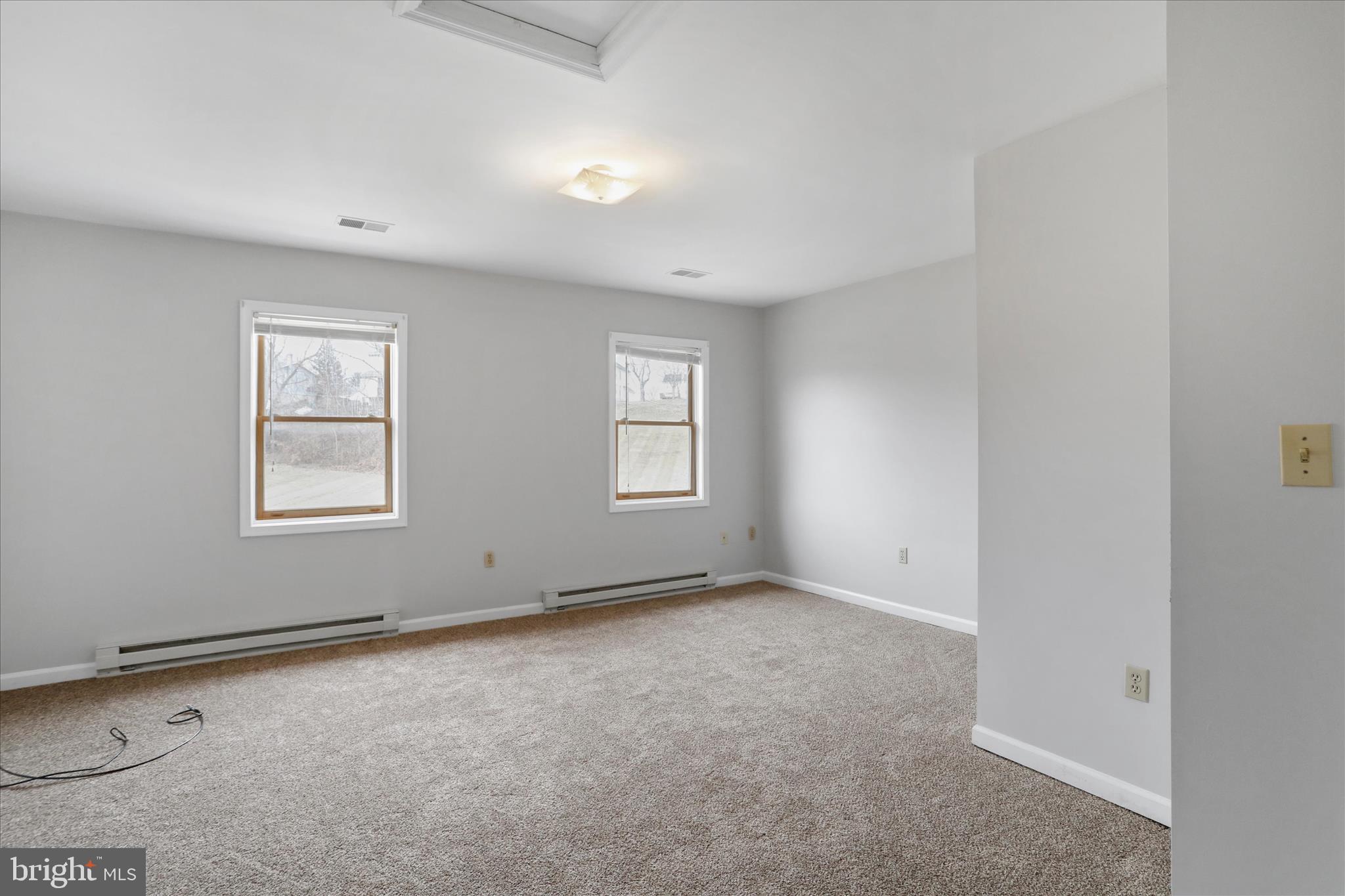 HEDGESVILLE - Residential Income