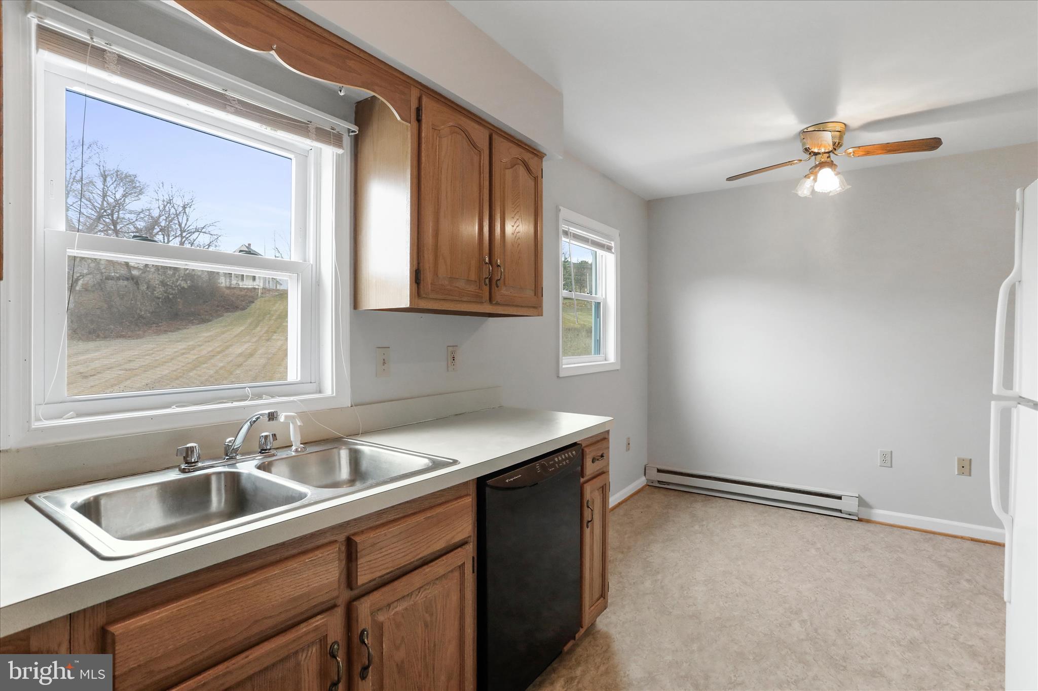 HEDGESVILLE - Residential Income