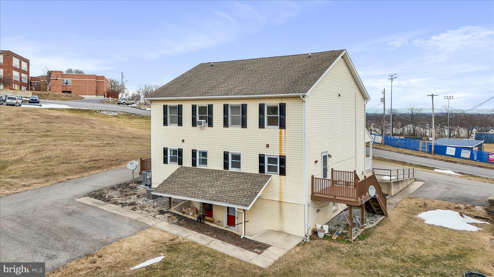 HEDGESVILLE - Residential Income