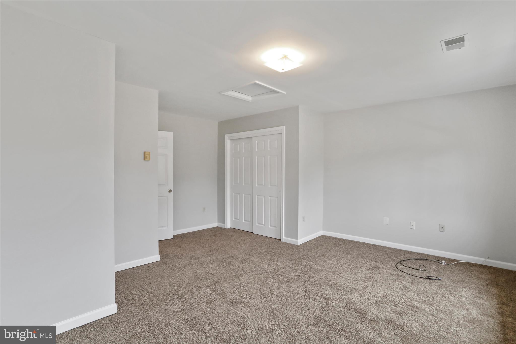 HEDGESVILLE - Residential Income