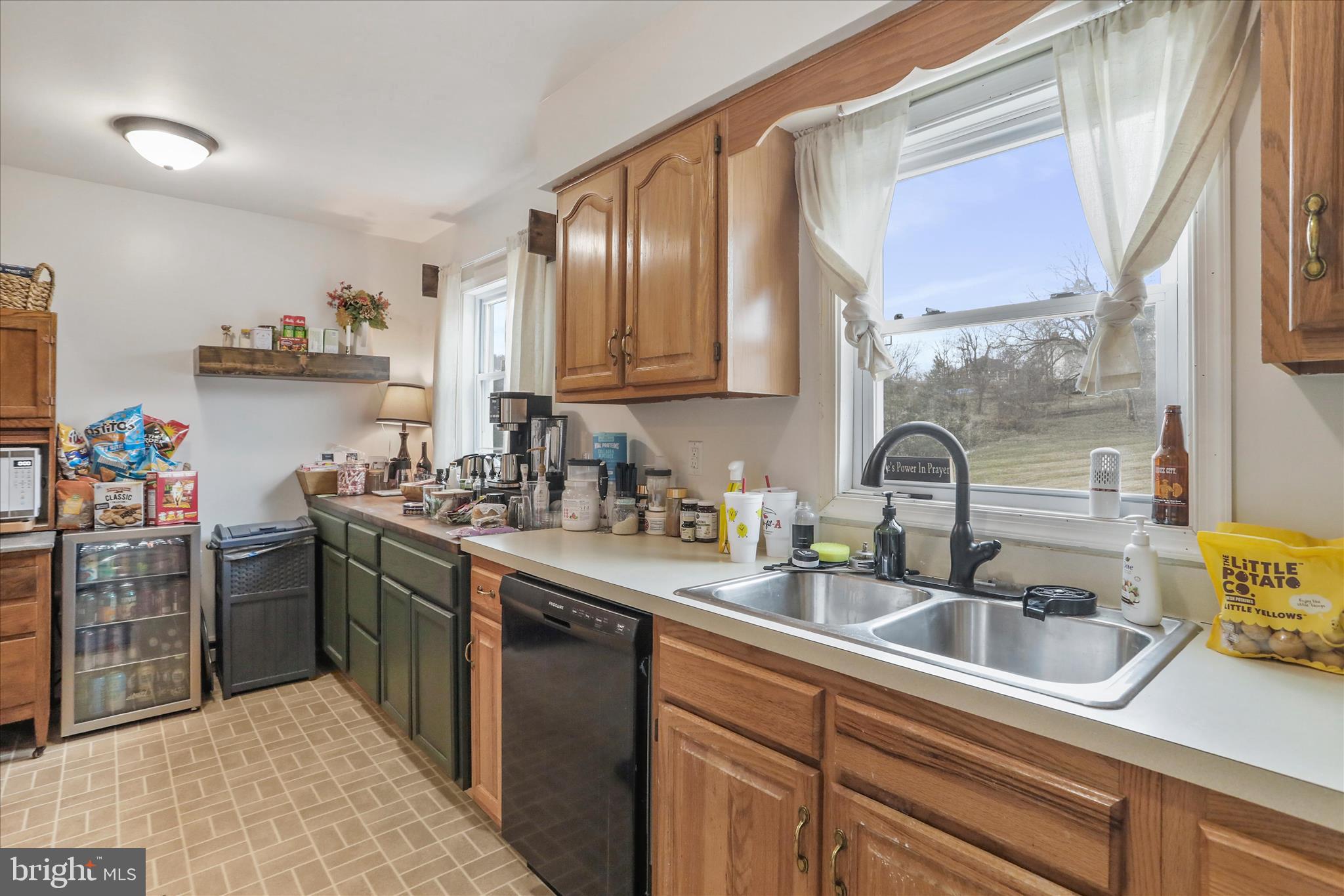 HEDGESVILLE - Residential Income