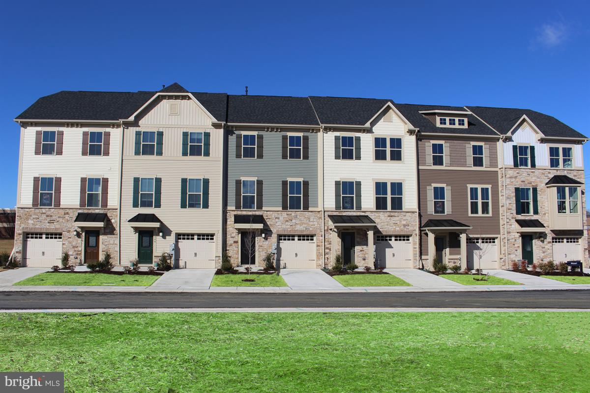 VILLAGE OF BYNUM RUN - Residential