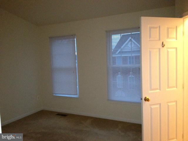 SOUTH RIDING - Residential Lease